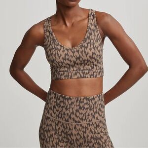 Varley Form Park Bra - Taupe Cluster Leopard